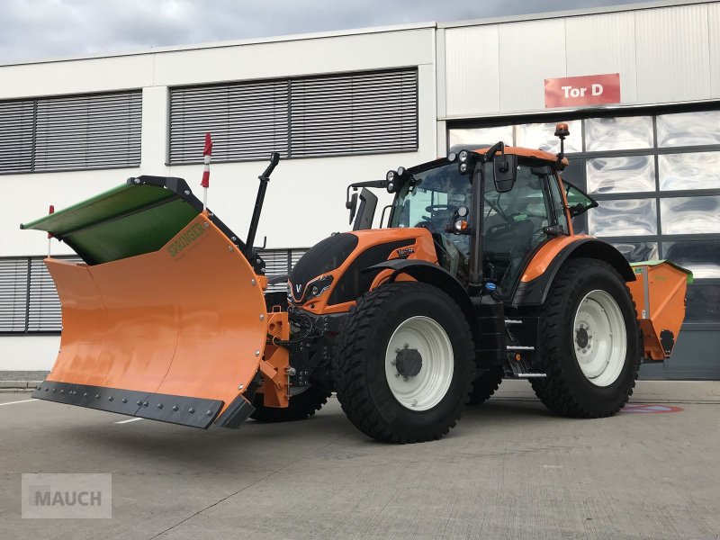 Traktor des Typs Valtra N135 Direct, Neumaschine in Burgkirchen (Bild 1)