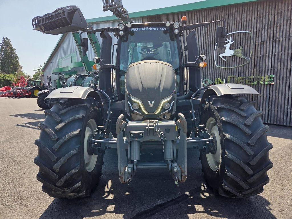 Traktor typu Valtra N135, Gebrauchtmaschine v HAMBYE (Obrázek 5)