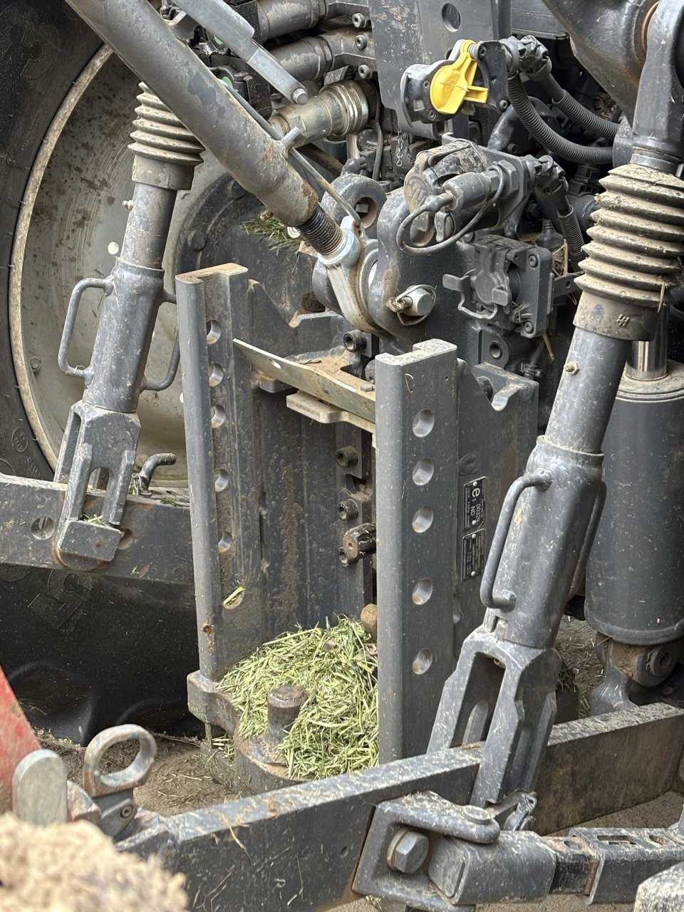 Traktor tipa Valtra N135D, Gebrauchtmaschine u SAINT JAMES (Slika 2)