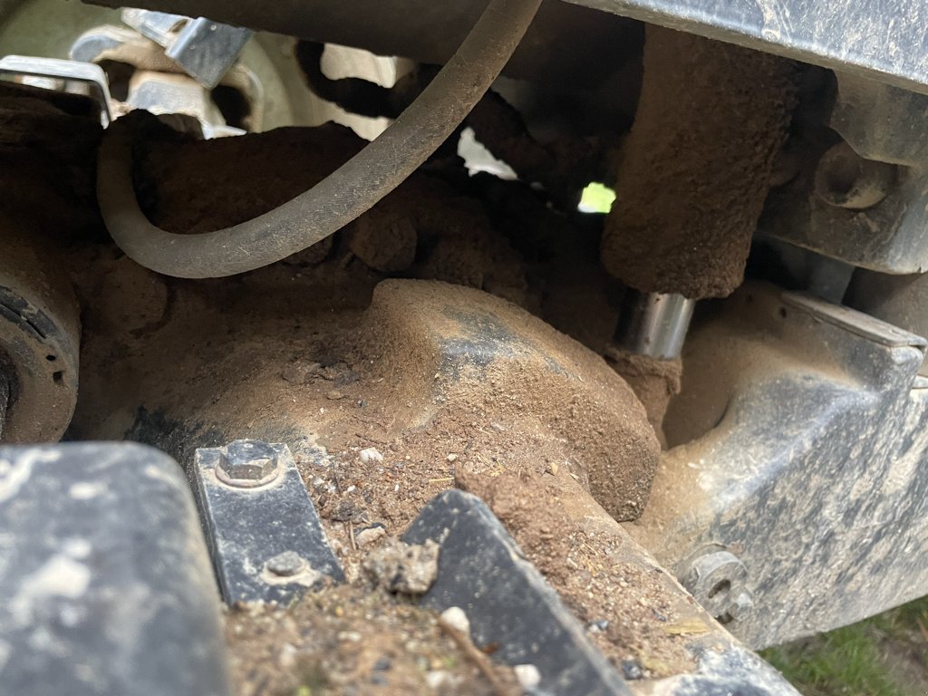 Traktor del tipo Valtra N141, Gebrauchtmaschine en Calmont (Imagen 11)