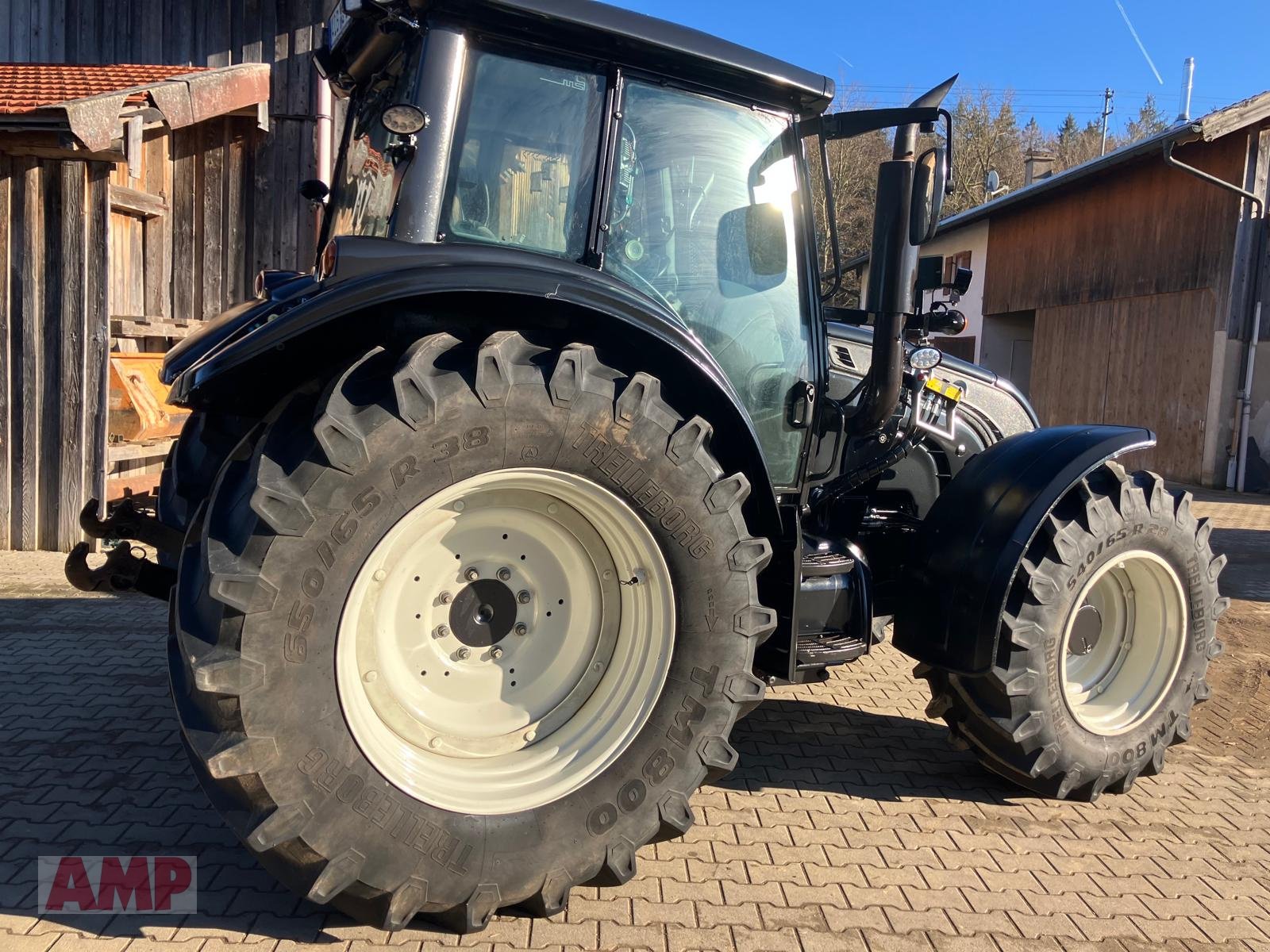 Traktor типа Valtra N142 D, Gebrauchtmaschine в Teising (Фотография 4)