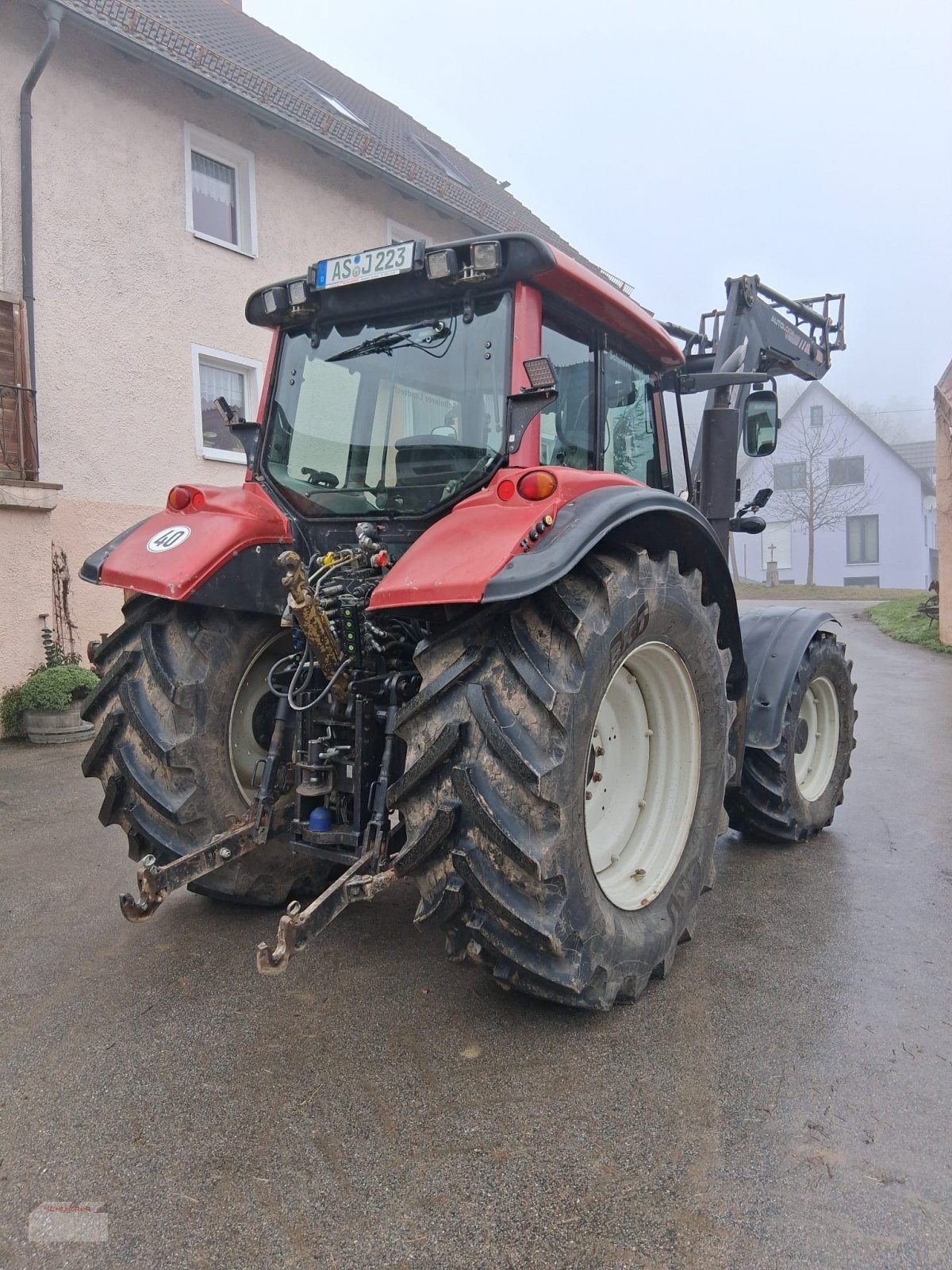 Traktor от тип Valtra N142 D, Gebrauchtmaschine в Schwandorf (Снимка 5)