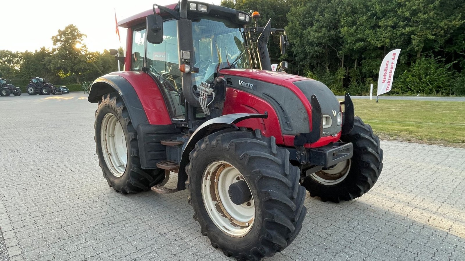 Traktor van het type Valtra N142 Versu, Gebrauchtmaschine in Nimtofte (Foto 8)