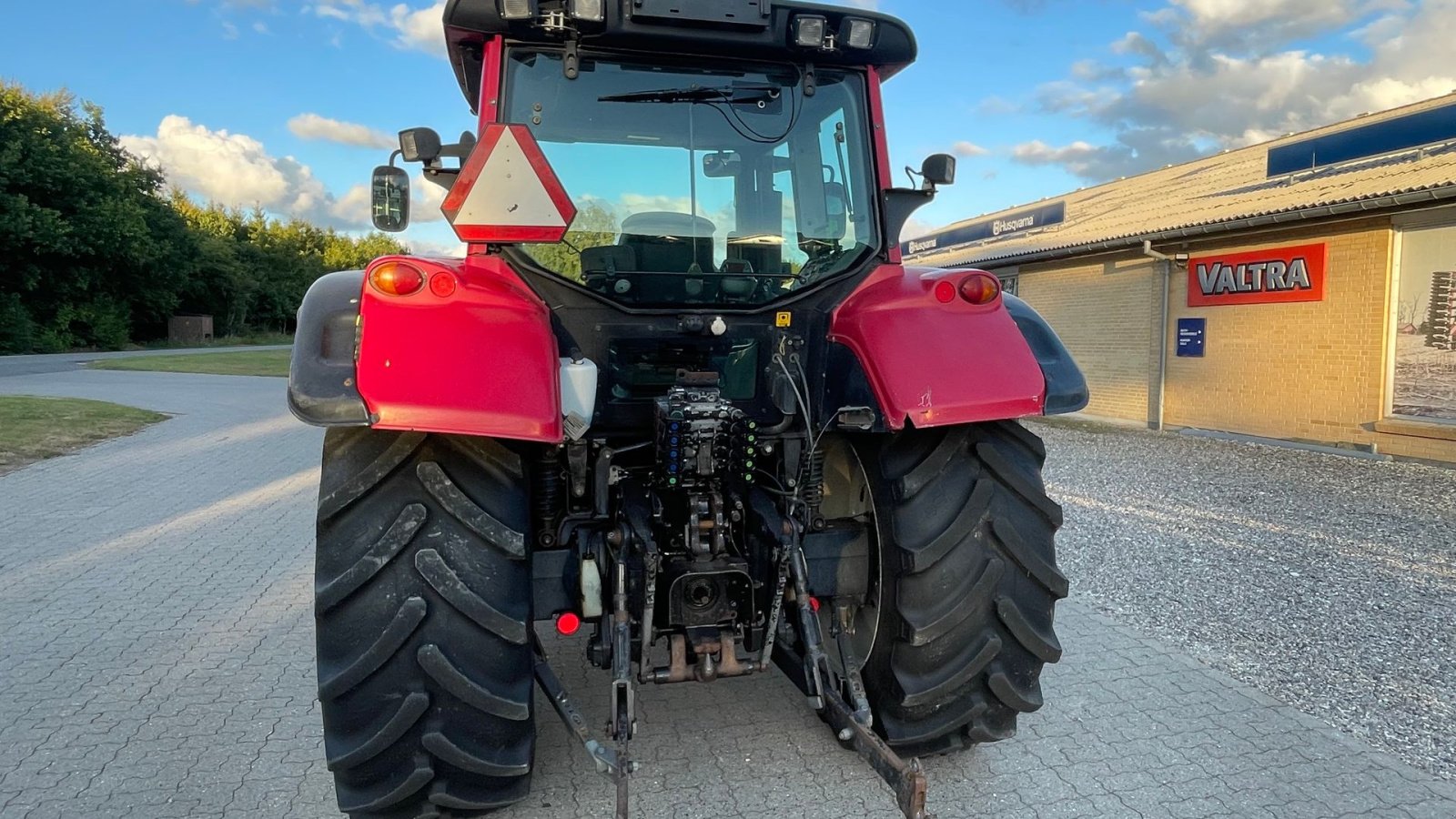 Traktor van het type Valtra N142 Versu, Gebrauchtmaschine in Nimtofte (Foto 4)