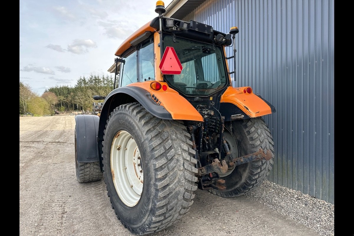 Traktor del tipo Valtra N142, Gebrauchtmaschine In Viborg (Immagine 5)