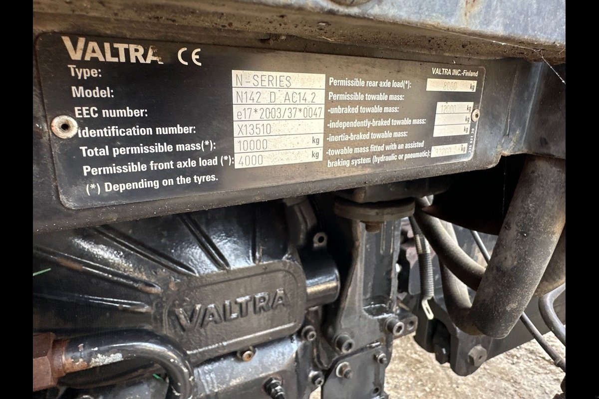 Traktor del tipo Valtra N142, Gebrauchtmaschine In Viborg (Immagine 16)