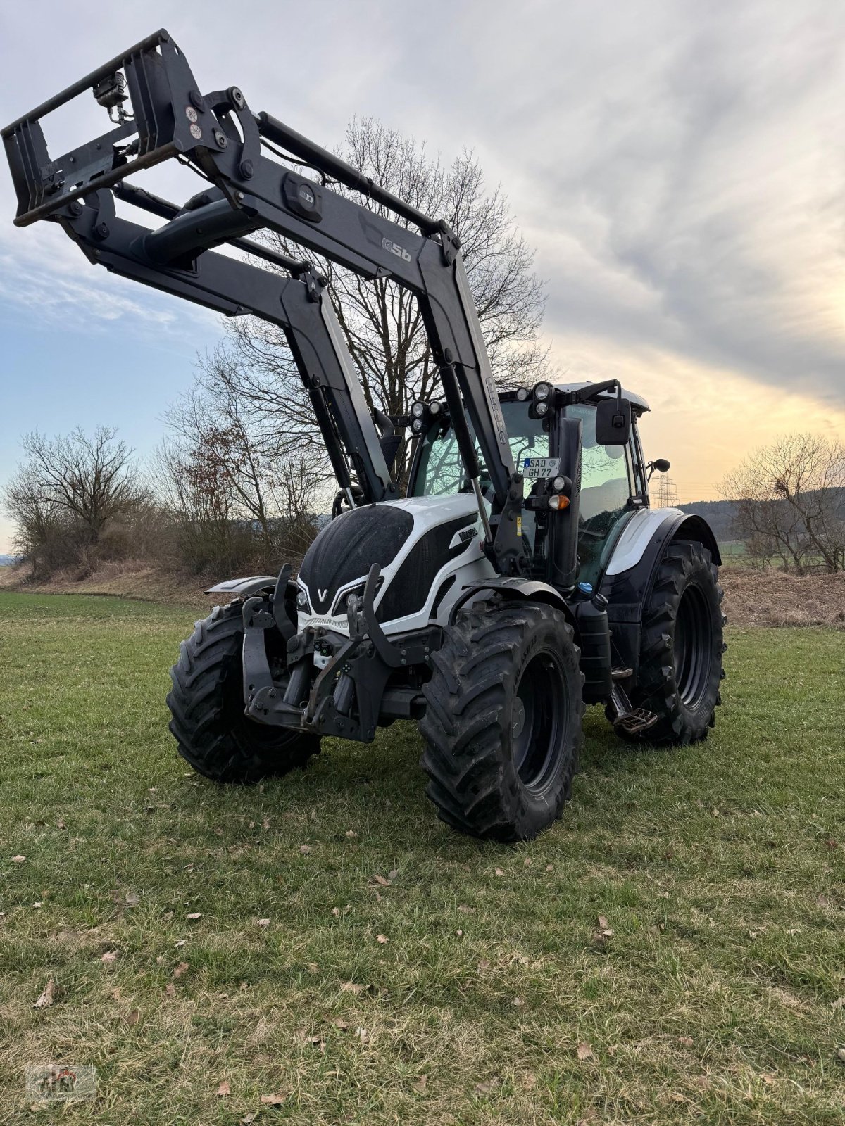Traktor za tip Valtra N154 D, Gebrauchtmaschine u Bodenwöhr/ Taxöldern (Slika 2)