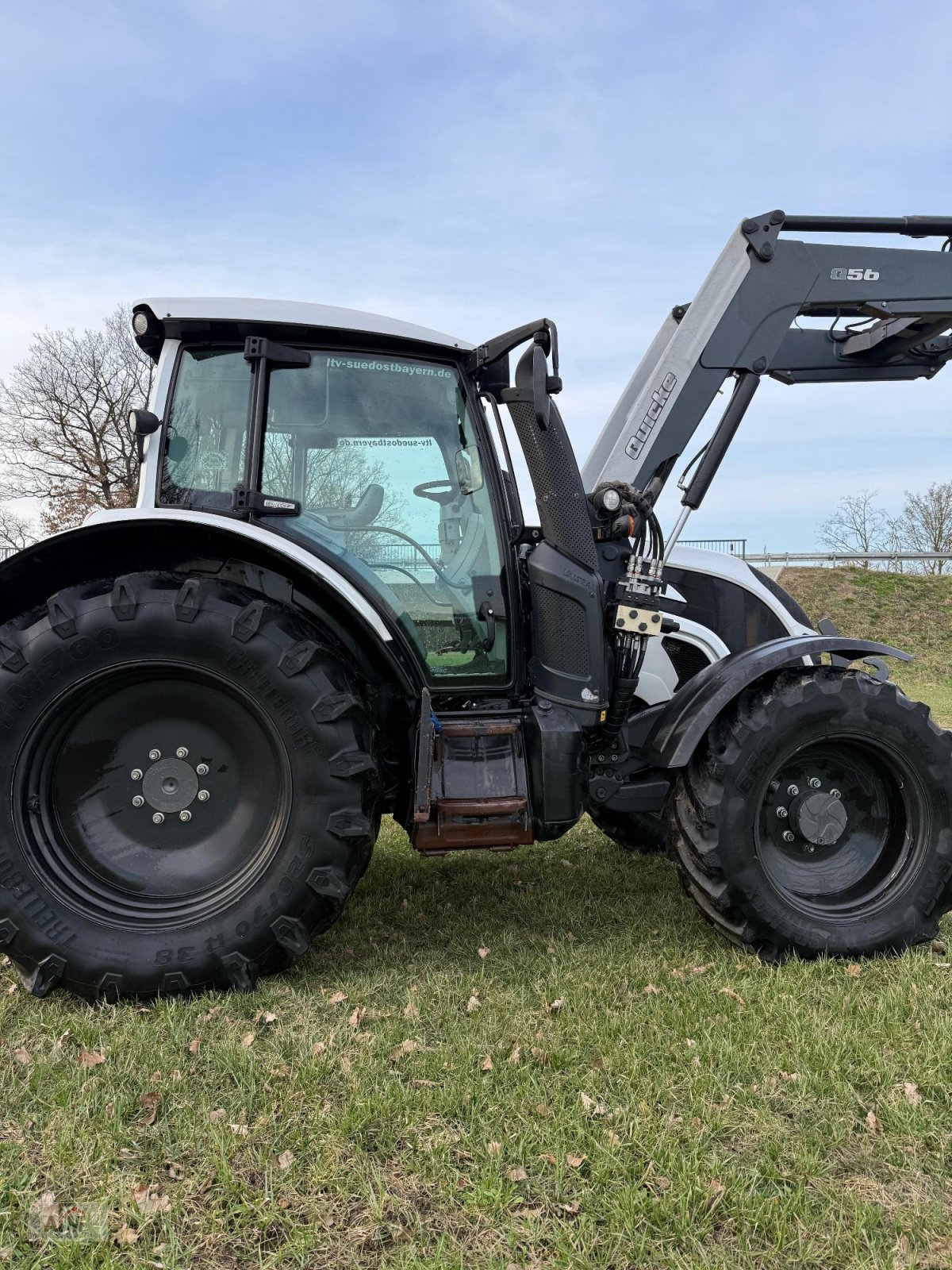 Traktor za tip Valtra N154 D, Gebrauchtmaschine u Bodenwöhr/ Taxöldern (Slika 4)