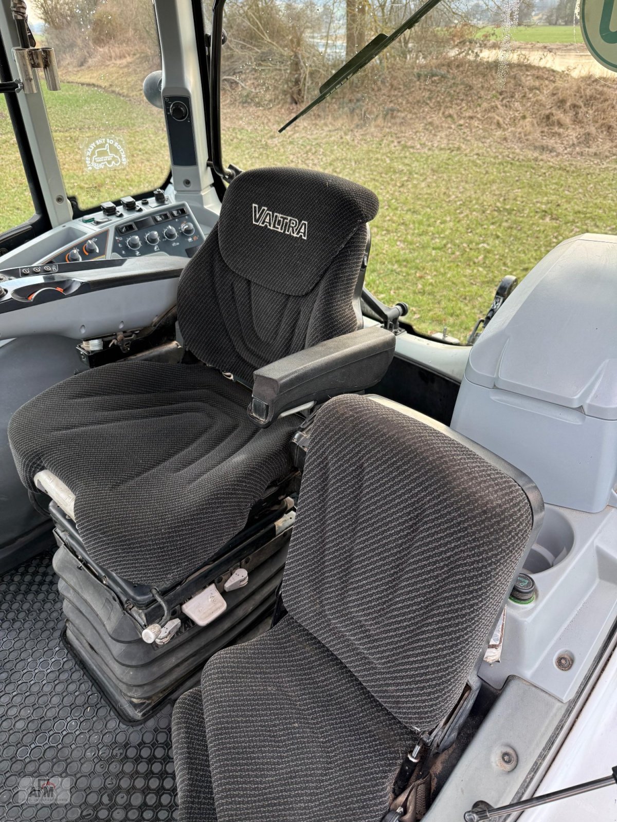 Traktor za tip Valtra N154 D, Gebrauchtmaschine u Bodenwöhr/ Taxöldern (Slika 7)