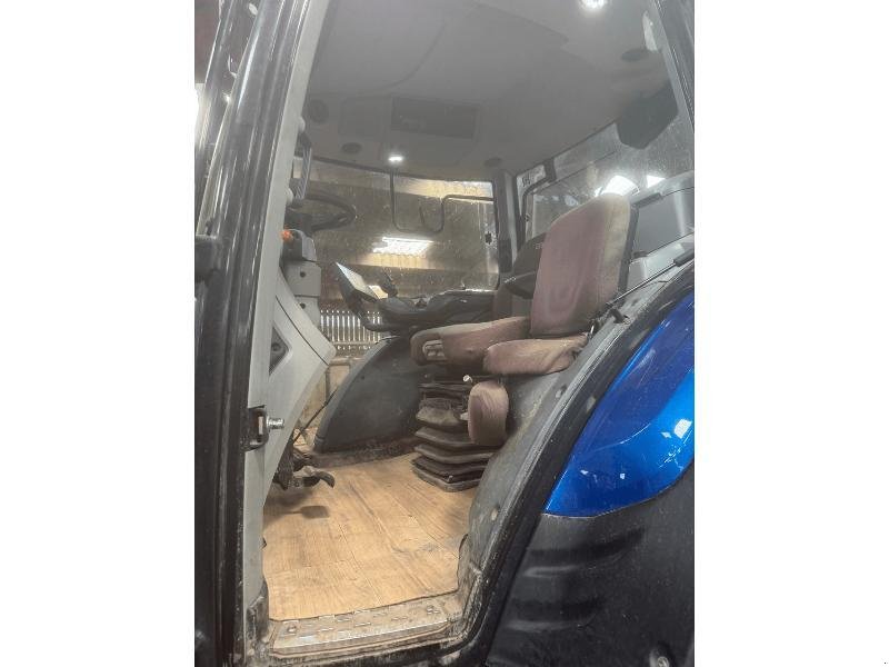 Traktor van het type Valtra N154 VERSU, Gebrauchtmaschine in Wargnies Le Grand (Foto 5)