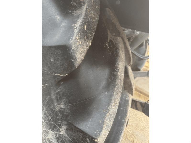 Traktor van het type Valtra N154 VERSU, Gebrauchtmaschine in Wargnies Le Grand (Foto 9)