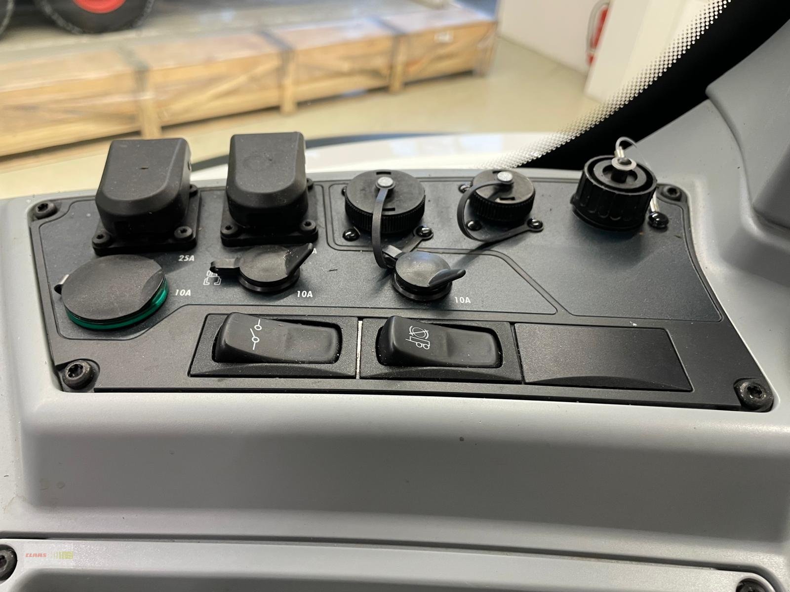 Traktor van het type Valtra N154, Gebrauchtmaschine in Langenau (Foto 11)