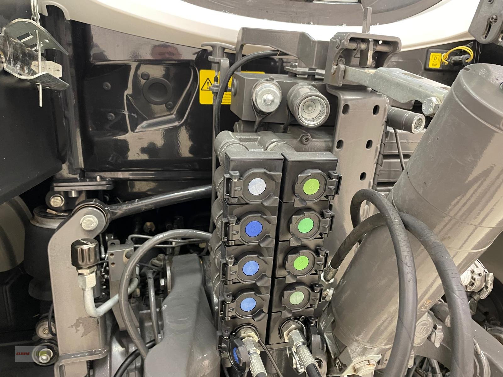 Traktor van het type Valtra N154, Gebrauchtmaschine in Langenau (Foto 26)