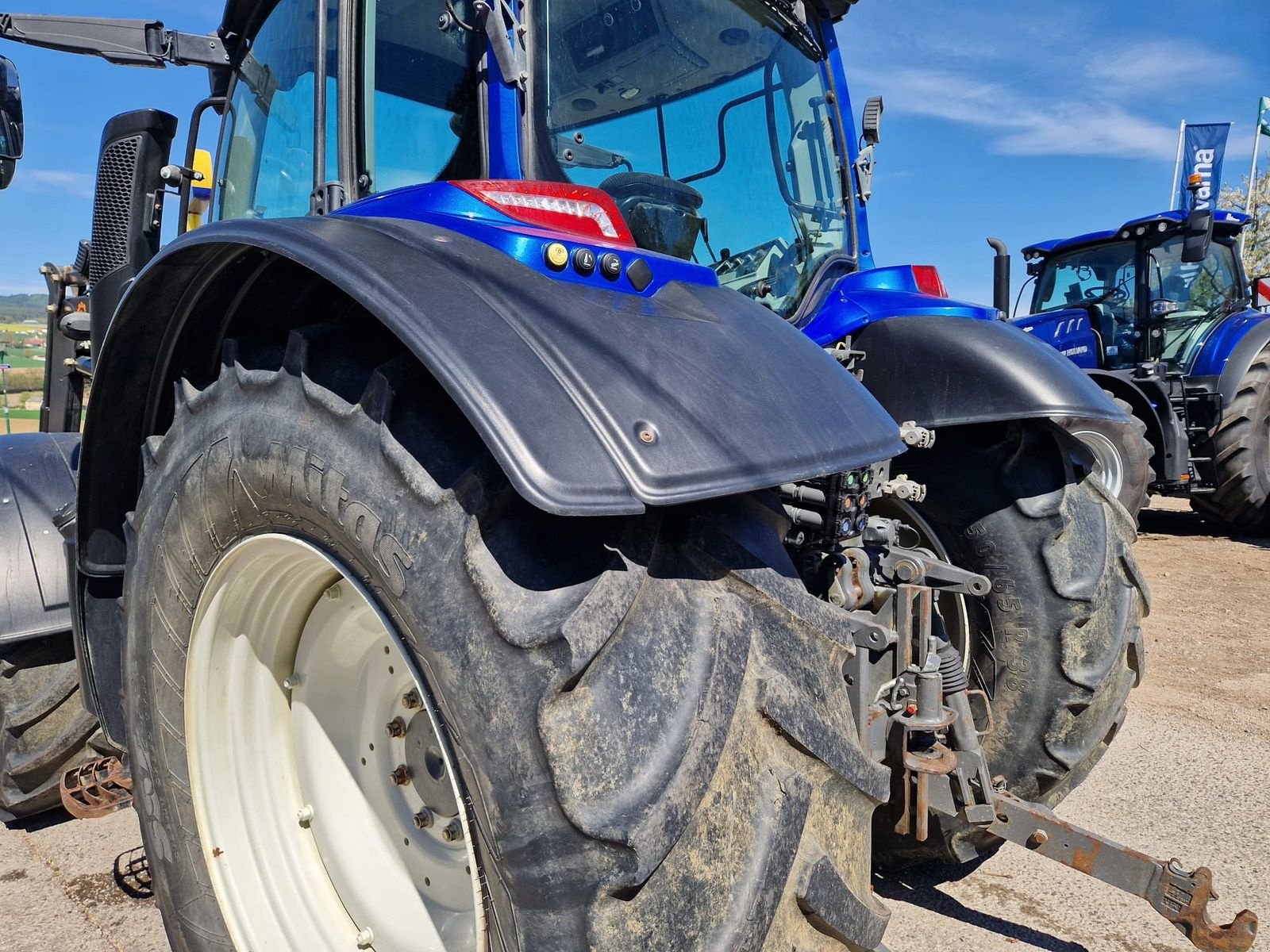 Traktor Türe ait Valtra N154e Active, Gebrauchtmaschine içinde Obritzberg (resim 8)