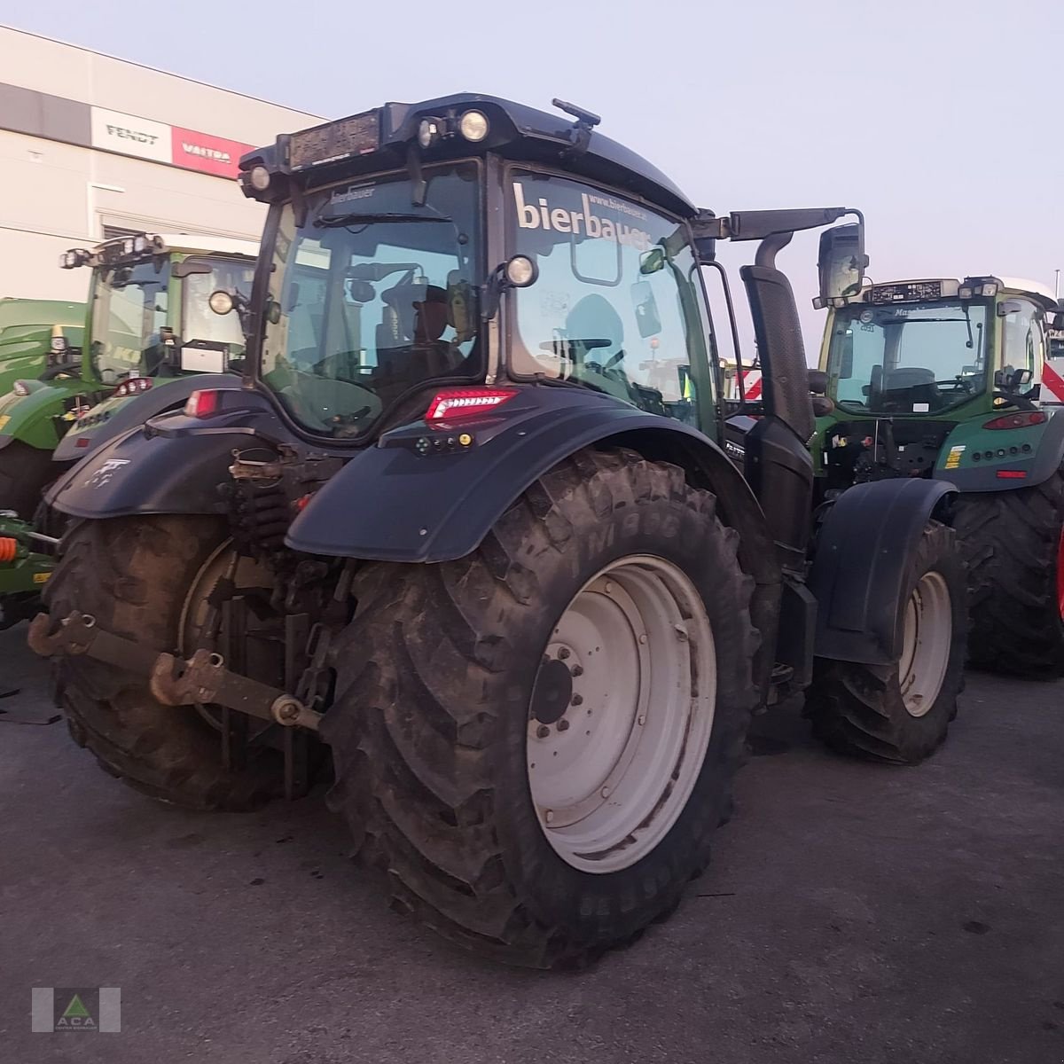 Traktor of the type Valtra N154e Versu, Gebrauchtmaschine in Markt Hartmannsdorf (Picture 3)