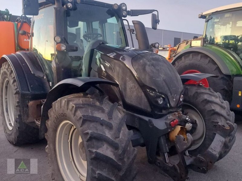 Traktor типа Valtra N154e Versu, Gebrauchtmaschine в Markt Hartmannsdorf (Фотография 1)