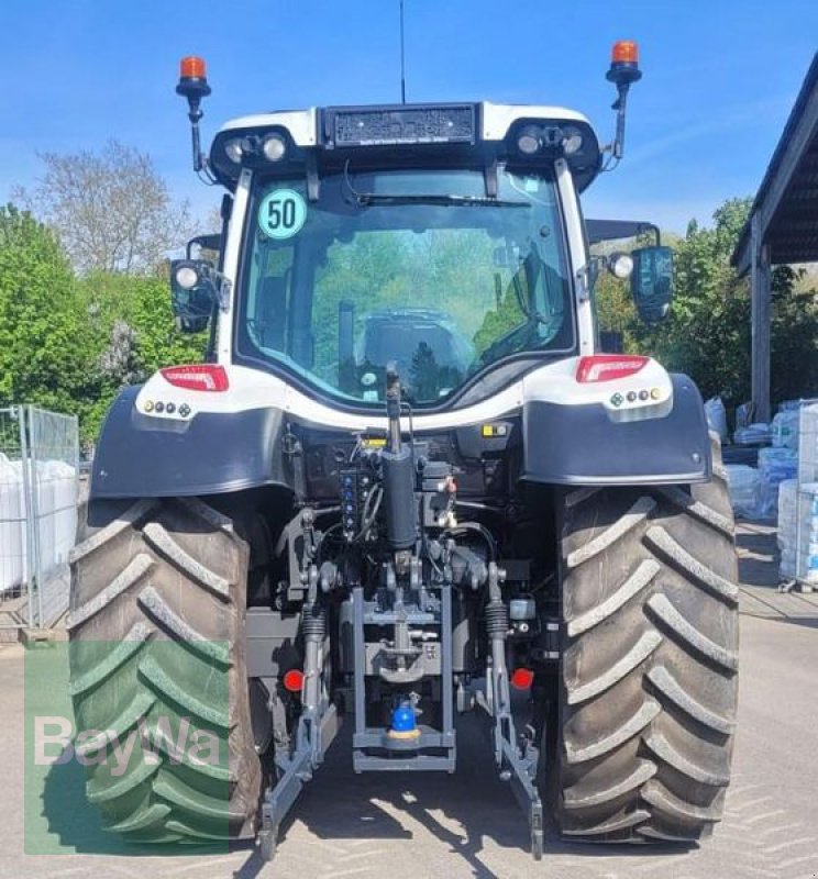 Traktor des Typs Valtra N154ED SMARTTOUCH, Gebrauchtmaschine in Nürtingen (Bild 4)