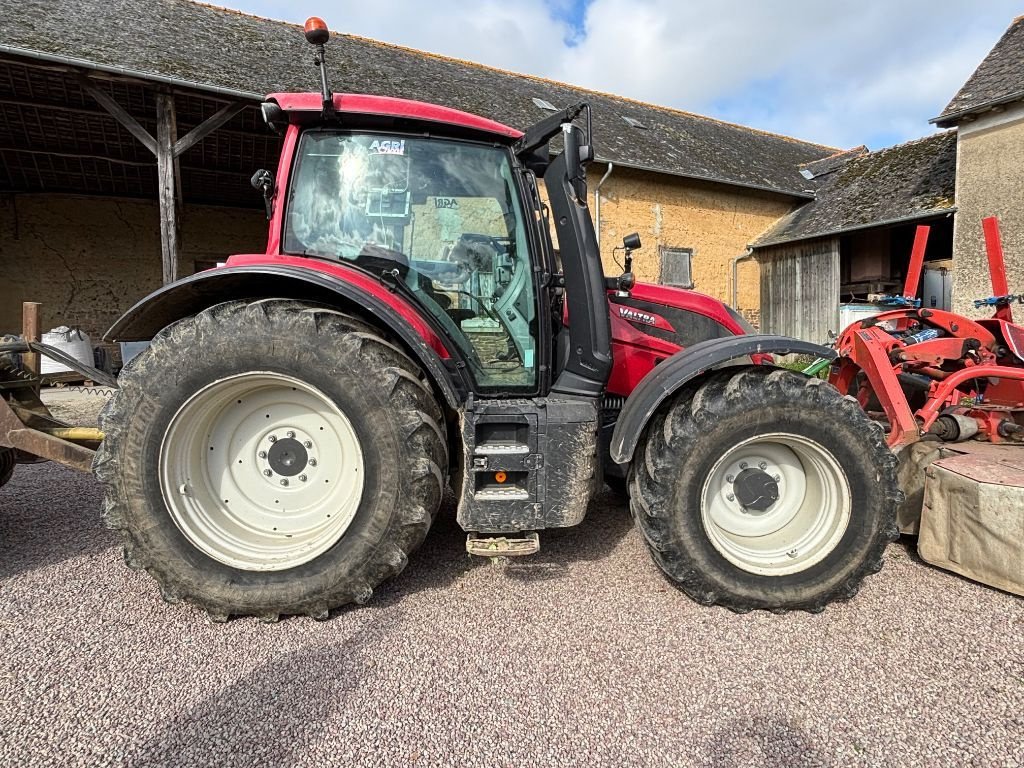 Traktor типа Valtra N154eD, Gebrauchtmaschine в MONTAUBAN DE BRETAGNE (Фотография 11)