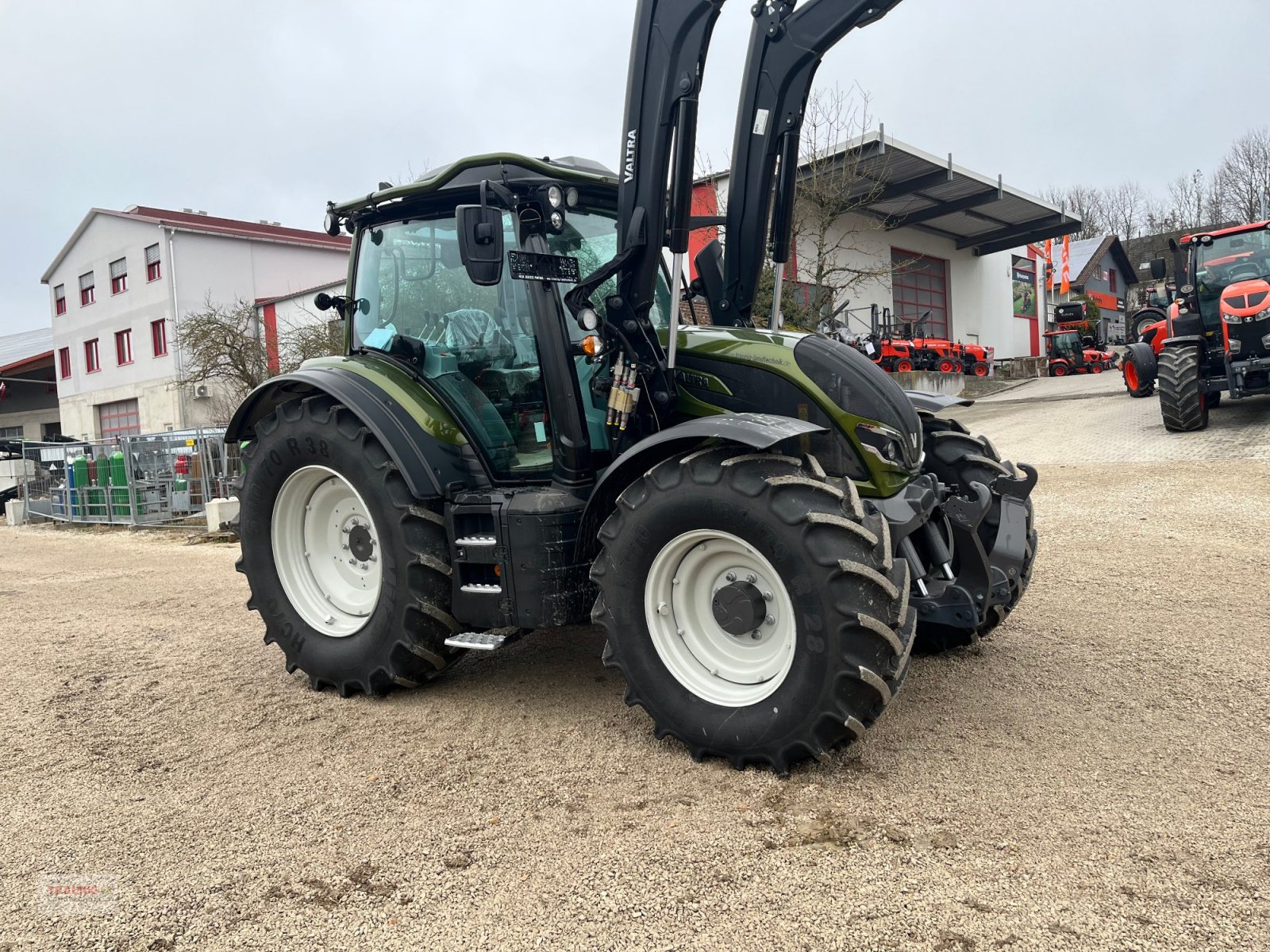 Traktor typu Valtra N155 Aktiv Forst mit FL, Neumaschine v Mainburg/Wambach (Obrázek 9)