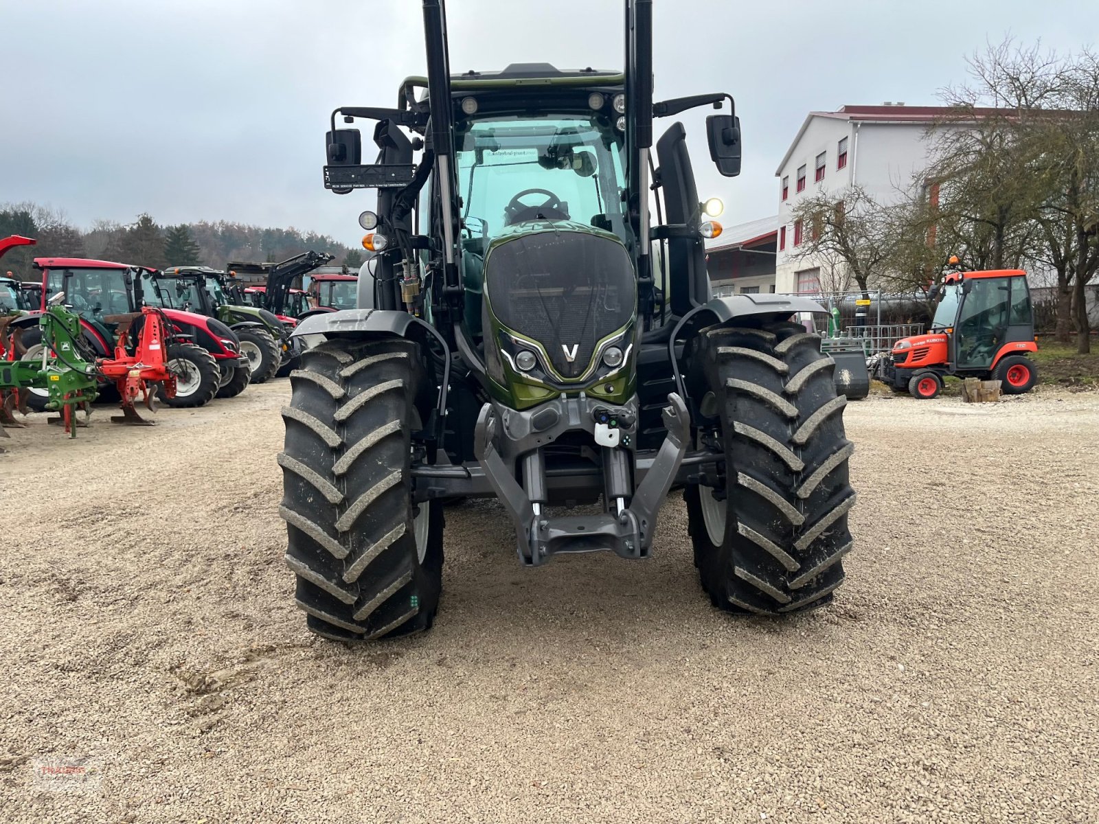 Traktor typu Valtra N155 Aktiv Forst mit FL, Neumaschine v Mainburg/Wambach (Obrázek 13)