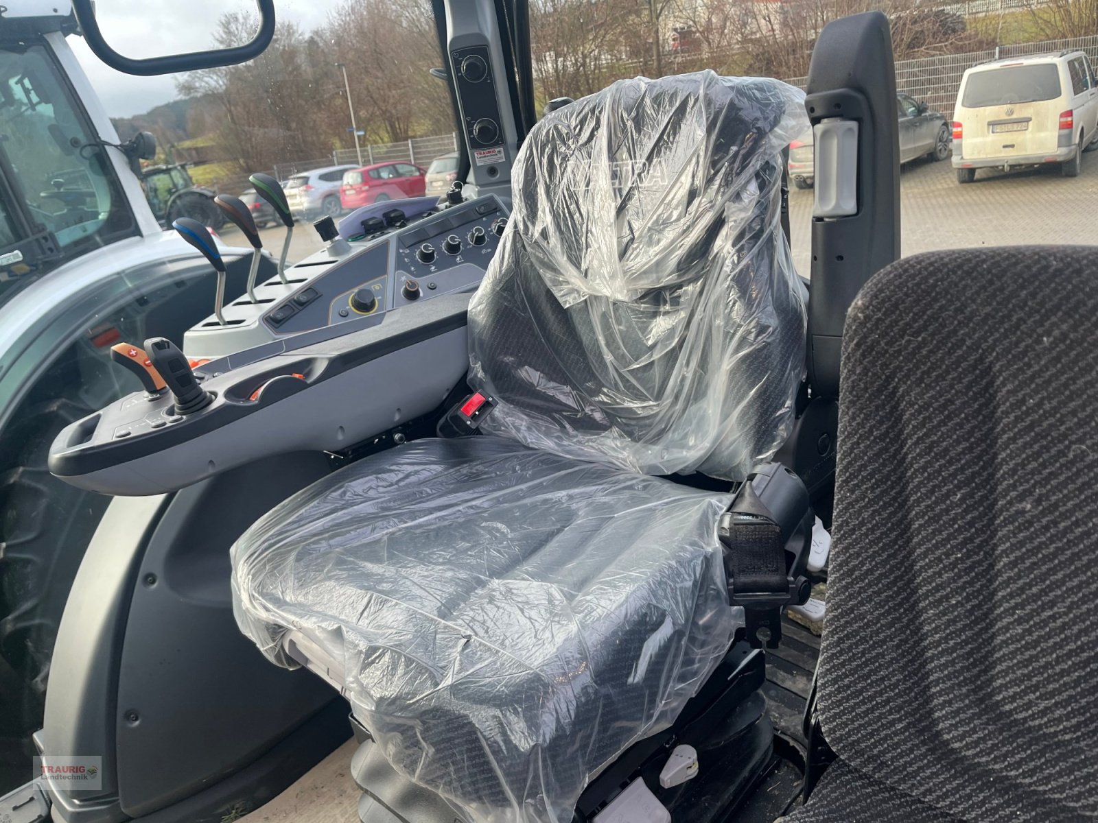 Traktor типа Valtra N155 Aktiv -Forst, Neumaschine в Mainburg/Wambach (Фотография 10)