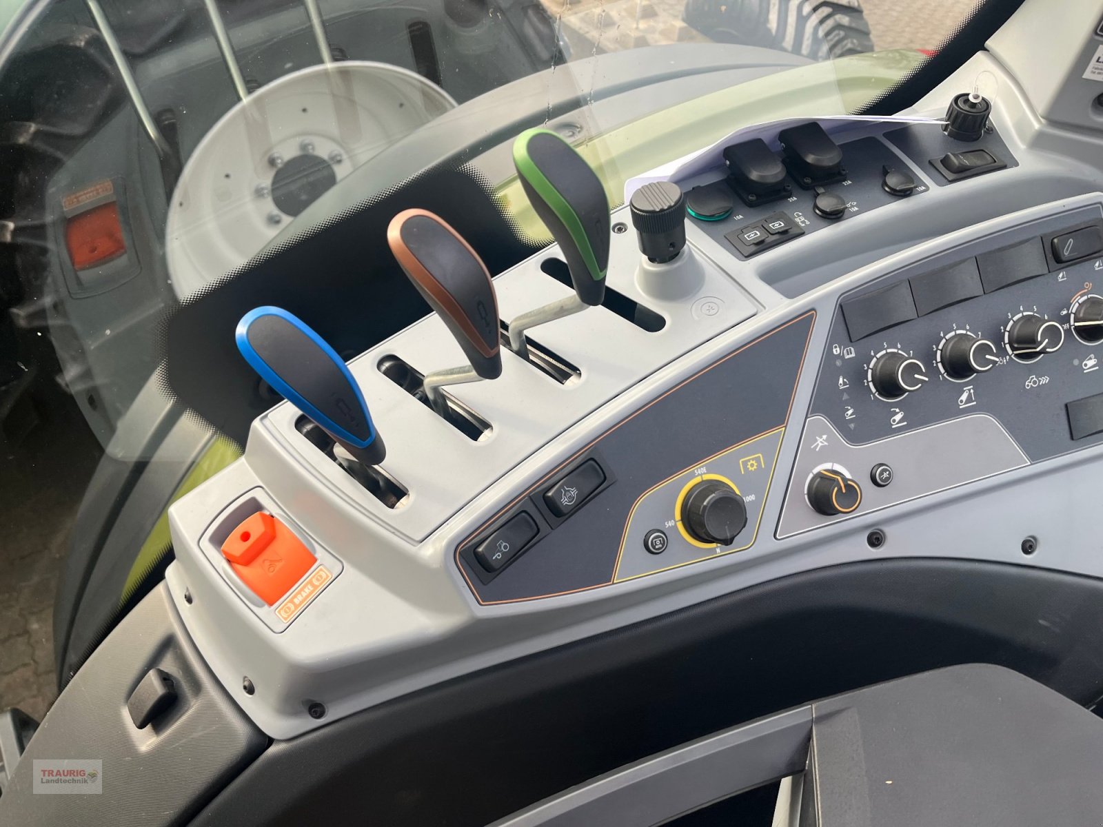 Traktor типа Valtra N155 Aktiv -Forst, Neumaschine в Mainburg/Wambach (Фотография 15)