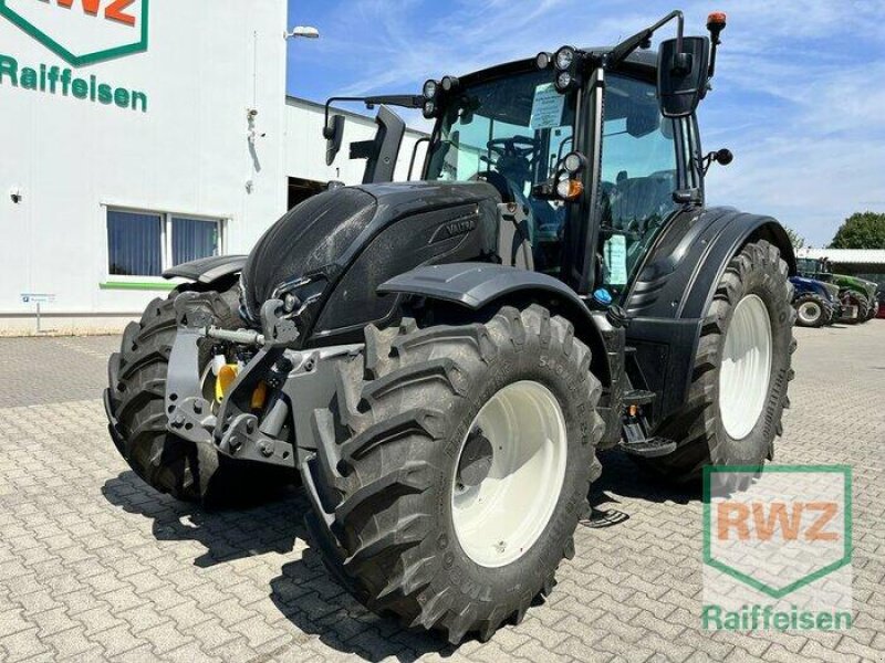 Traktor a típus Valtra N155 Direct inkl. FL-Vorbereitung, Ausstellungsmaschine ekkor: Rommerskirchen (Kép 1)