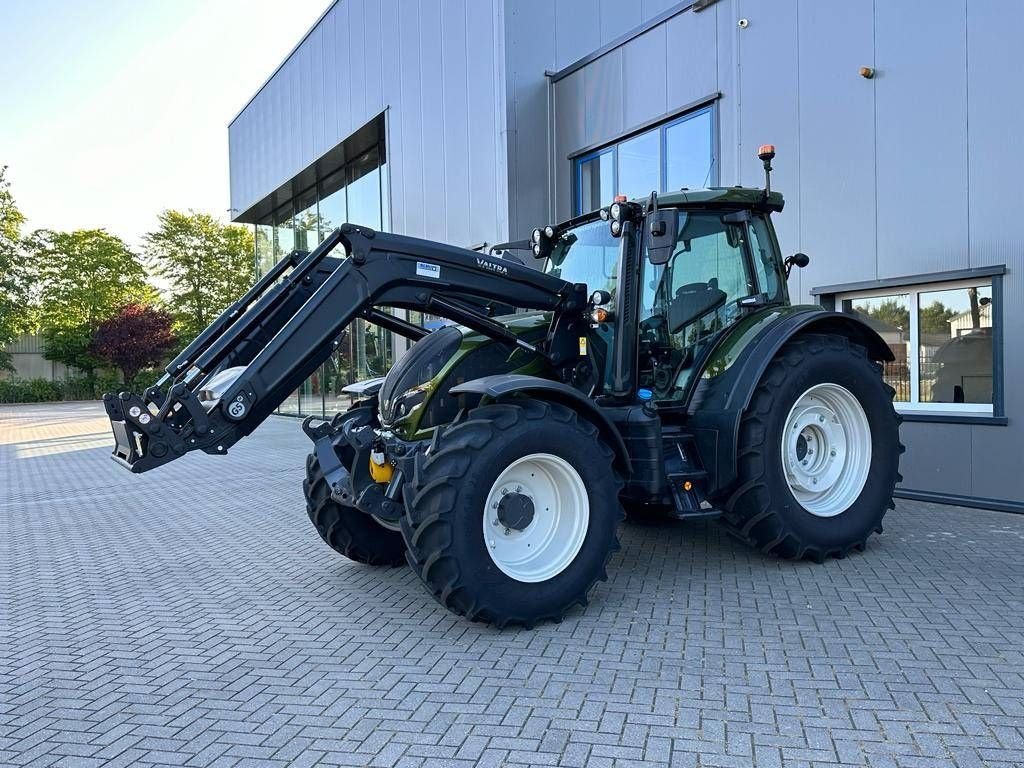 Traktor typu Valtra N155 Ecopower Active, FH+PTO+voorlader, 1200 uur!, Gebrauchtmaschine v Marknesse (Obrázek 1)