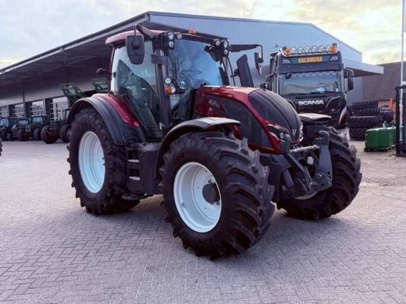 Traktor типа Valtra N155 Ecopower Versu Smart Touch, Gebrauchtmaschine в Marknesse (Фотография 9)