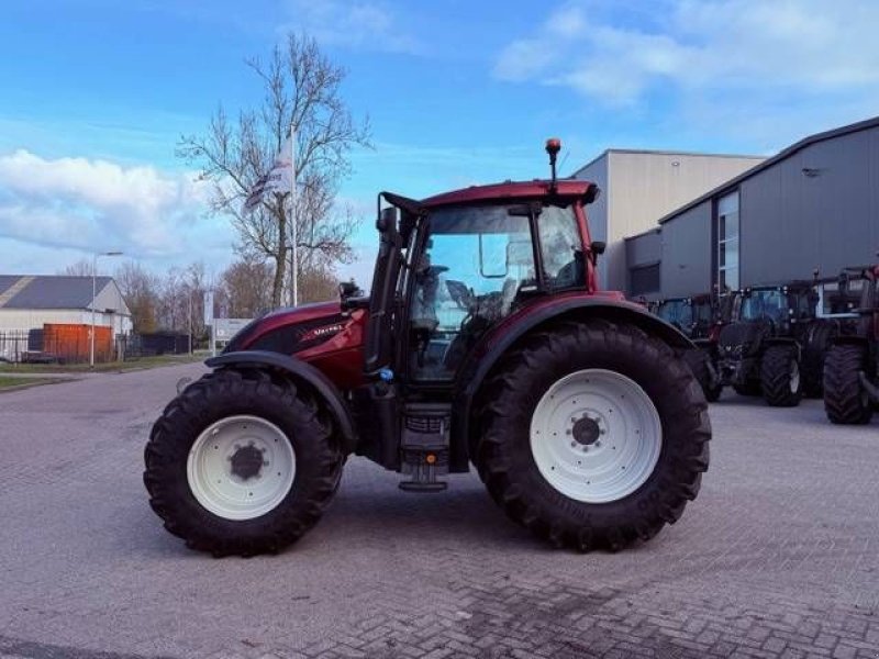 Traktor типа Valtra N155 Ecopower Versu Smart Touch, Gebrauchtmaschine в Marknesse (Фотография 2)