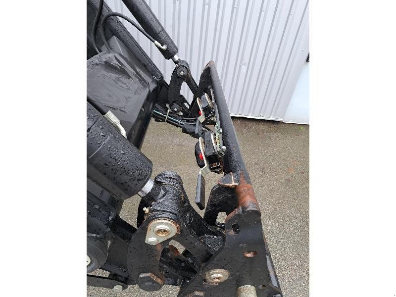 Traktor a típus Valtra N155, Gebrauchtmaschine ekkor: PLUMELEC (Kép 5)