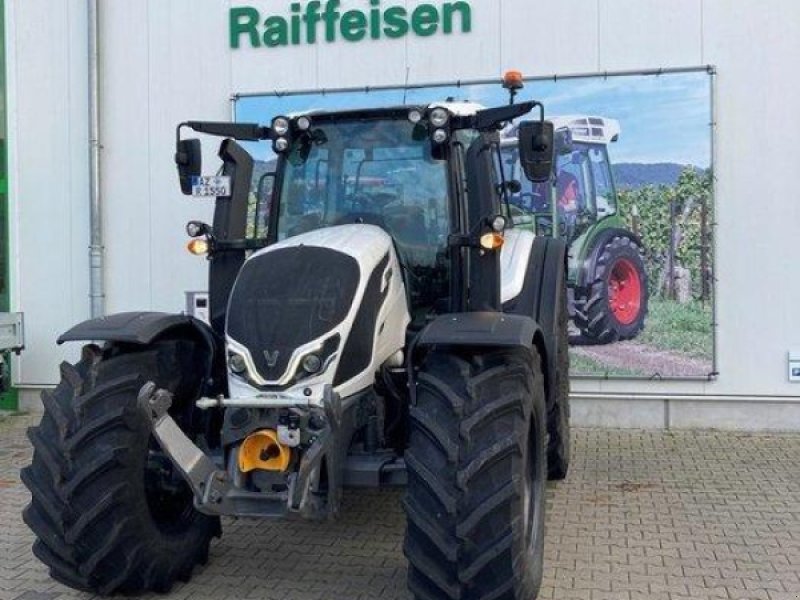 Traktor des Typs Valtra N155D, Vorführmaschine in Gundersheim (Bild 1)