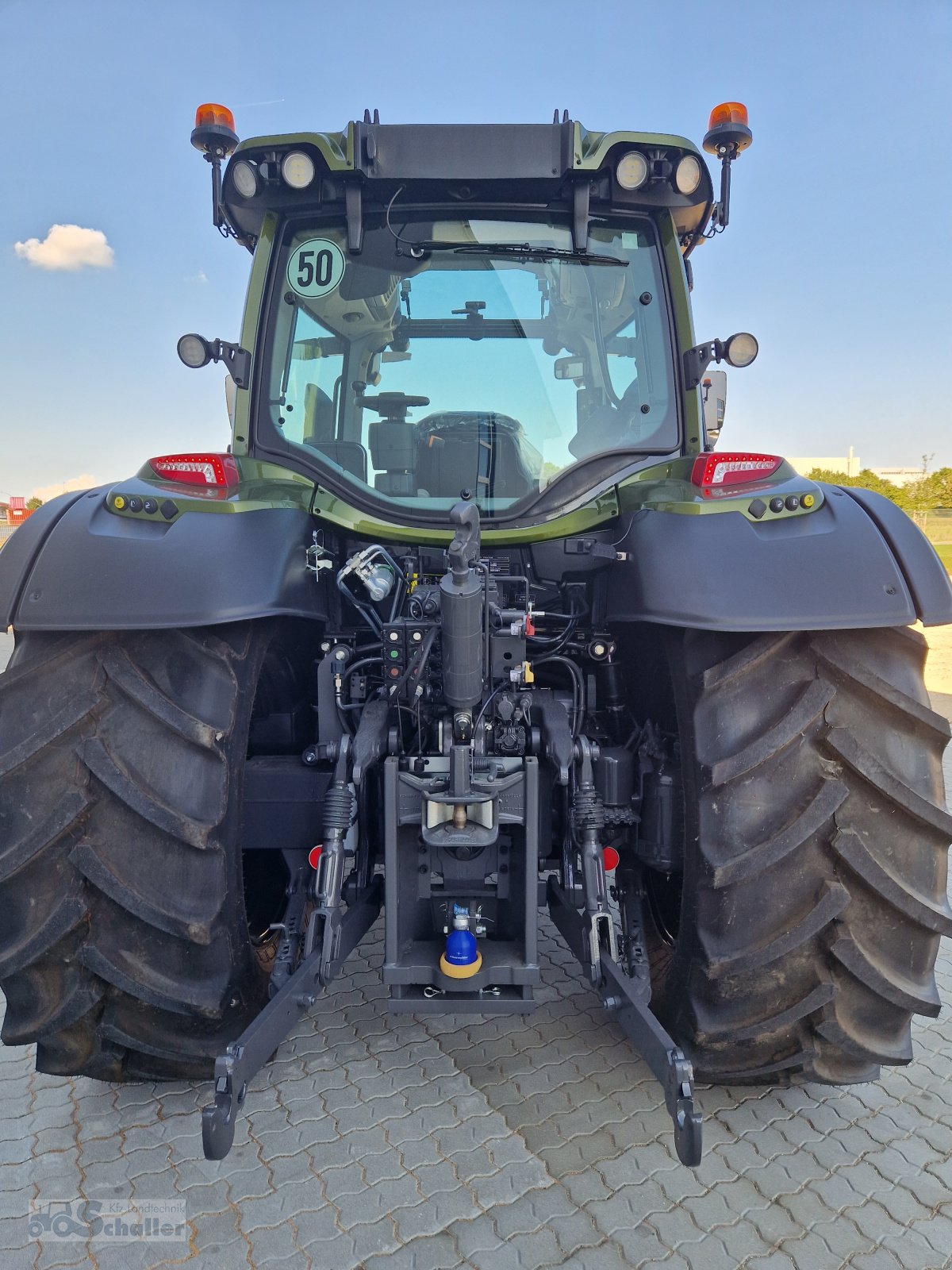 Traktor des Typs Valtra N155e Active, Neumaschine in Monheim (Bild 4)