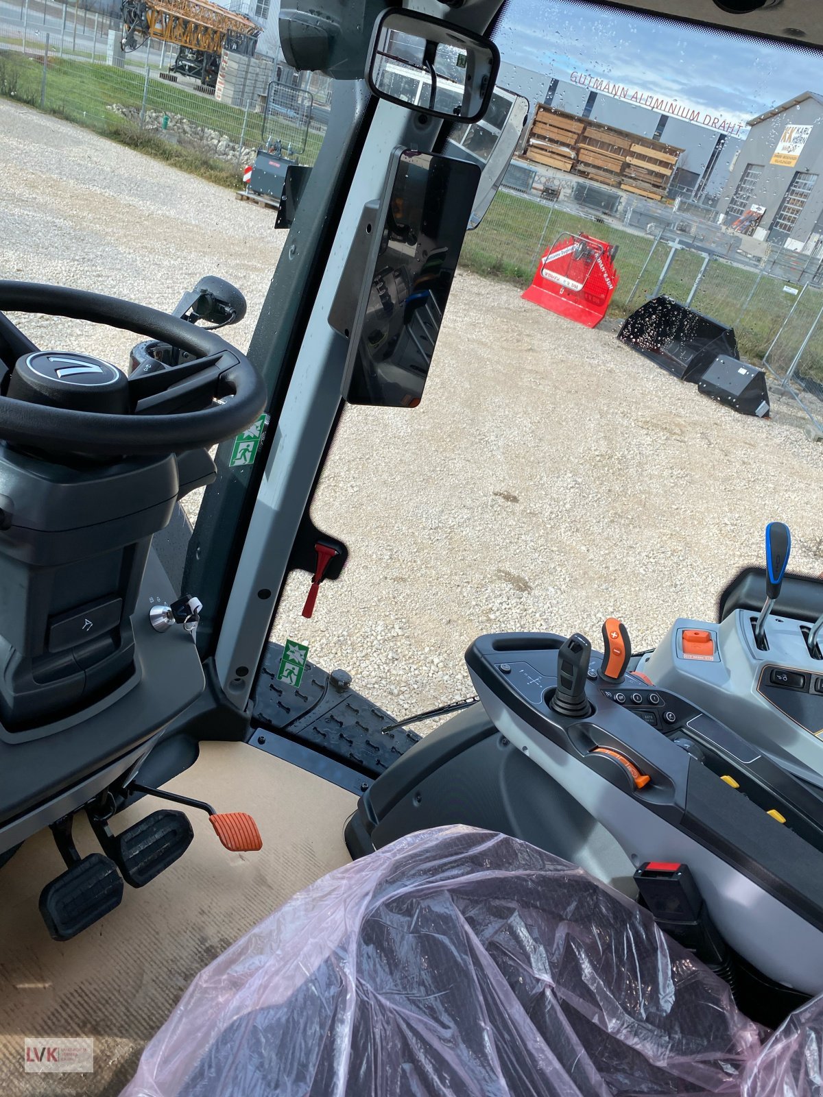 Traktor типа Valtra N155e Active, Neumaschine в Weißenburg (Фотография 13)