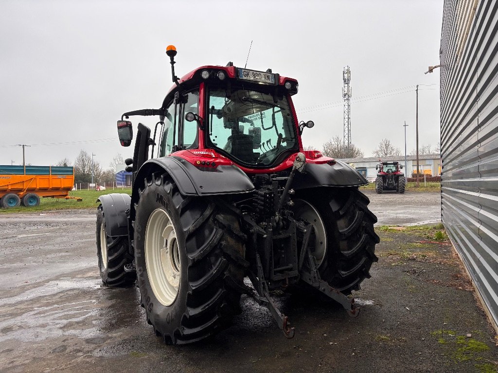 Traktor des Typs Valtra N155e Active, Gebrauchtmaschine in MÉRAL (Bild 5)