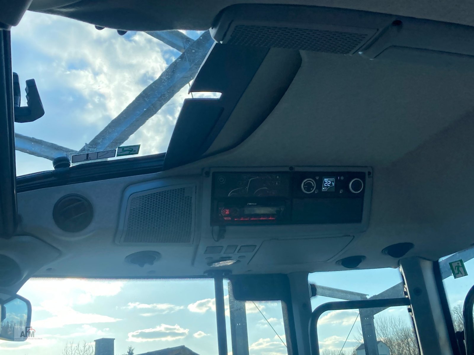 Traktor za tip Valtra N155e Active, Gebrauchtmaschine u Bodenwöhr/ Taxöldern (Slika 3)