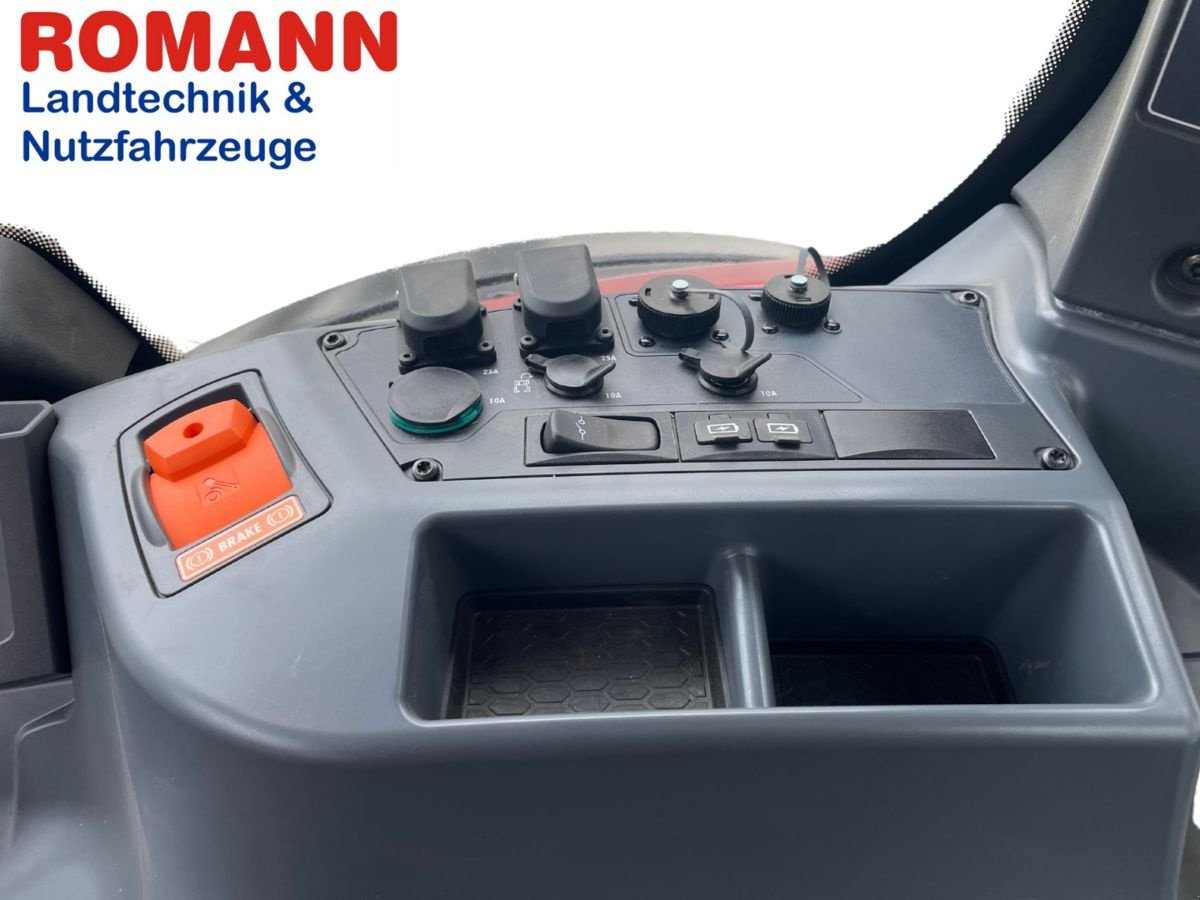 Traktor des Typs Valtra N155e Direct, Mietmaschine in Harmannsdorf-Rückersdorf (Bild 15)