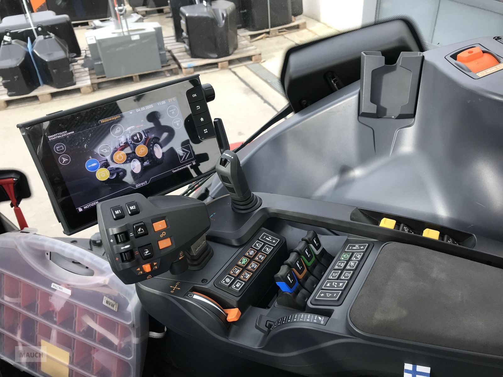 Traktor a típus Valtra N155e Direct, Neumaschine ekkor: Burgkirchen (Kép 12)