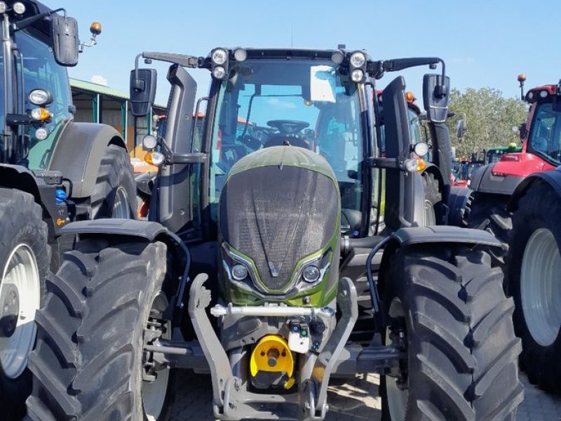 Traktor του τύπου Valtra N155e ECO, Neumaschine σε Kottingneusiedl (Φωτογραφία 1)