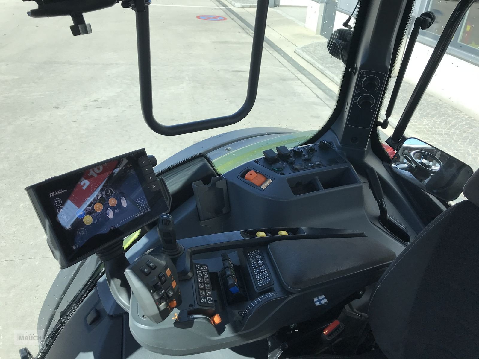 Traktor a típus Valtra N155e, Vorführmaschine ekkor: Burgkirchen (Kép 13)