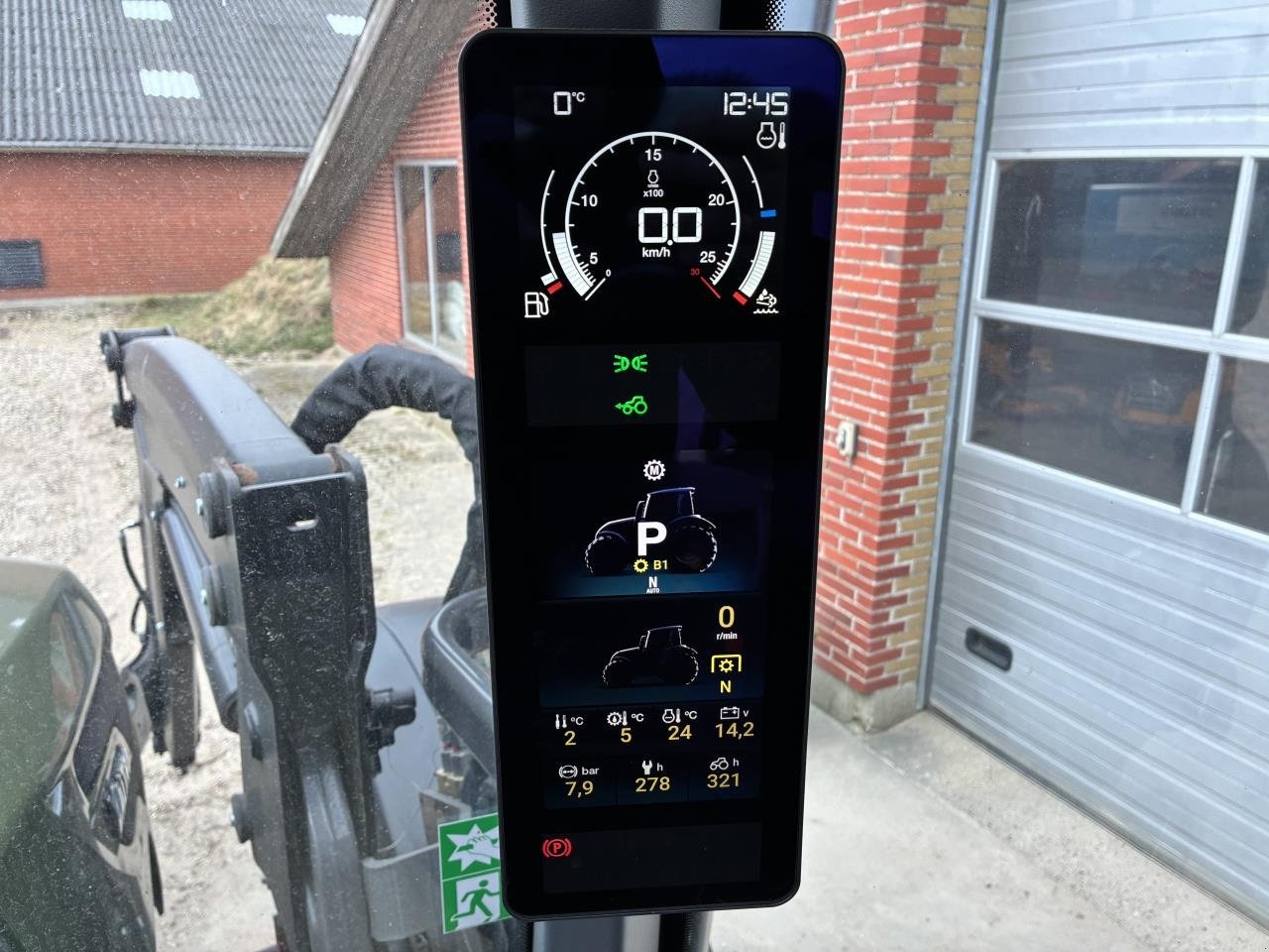 Traktor типа Valtra N155EA 2B1, Gebrauchtmaschine в Ringkøbing (Фотография 3)