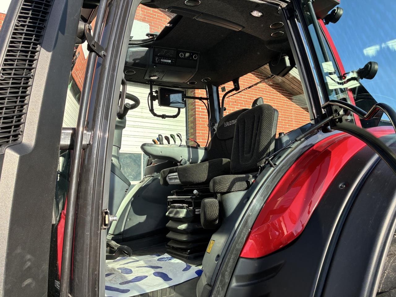 Traktor a típus Valtra N155EA 2B1, Gebrauchtmaschine ekkor: Ringkøbing (Kép 11)