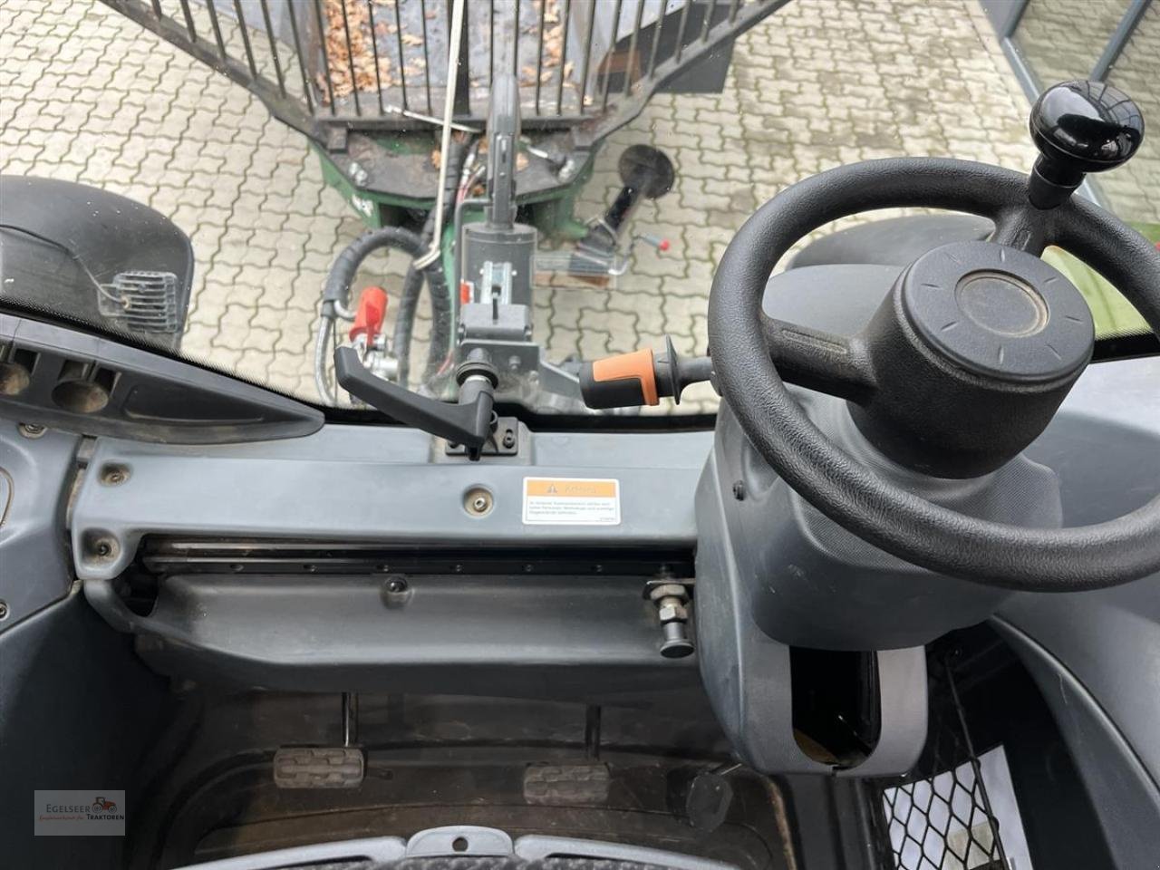 Traktor del tipo Valtra N155EA, Neumaschine In Fürth / Burgfarrnbach (Immagine 5)