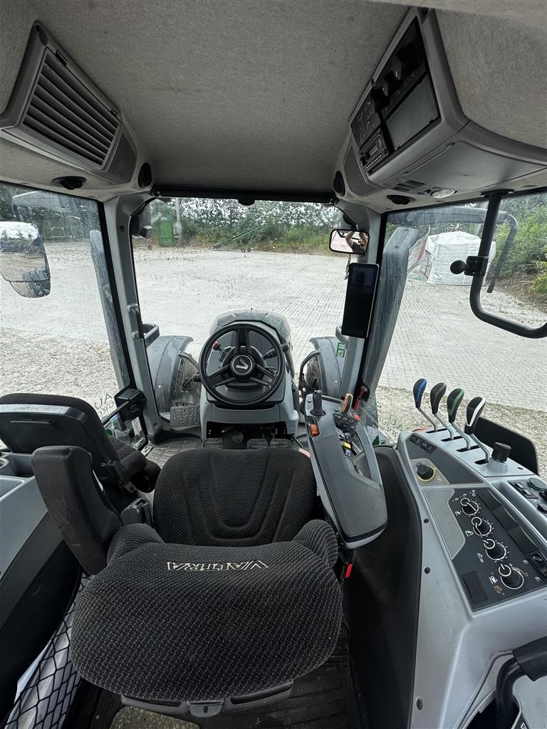Traktor типа Valtra N155EA, Gebrauchtmaschine в Ulstrup (Фотография 4)