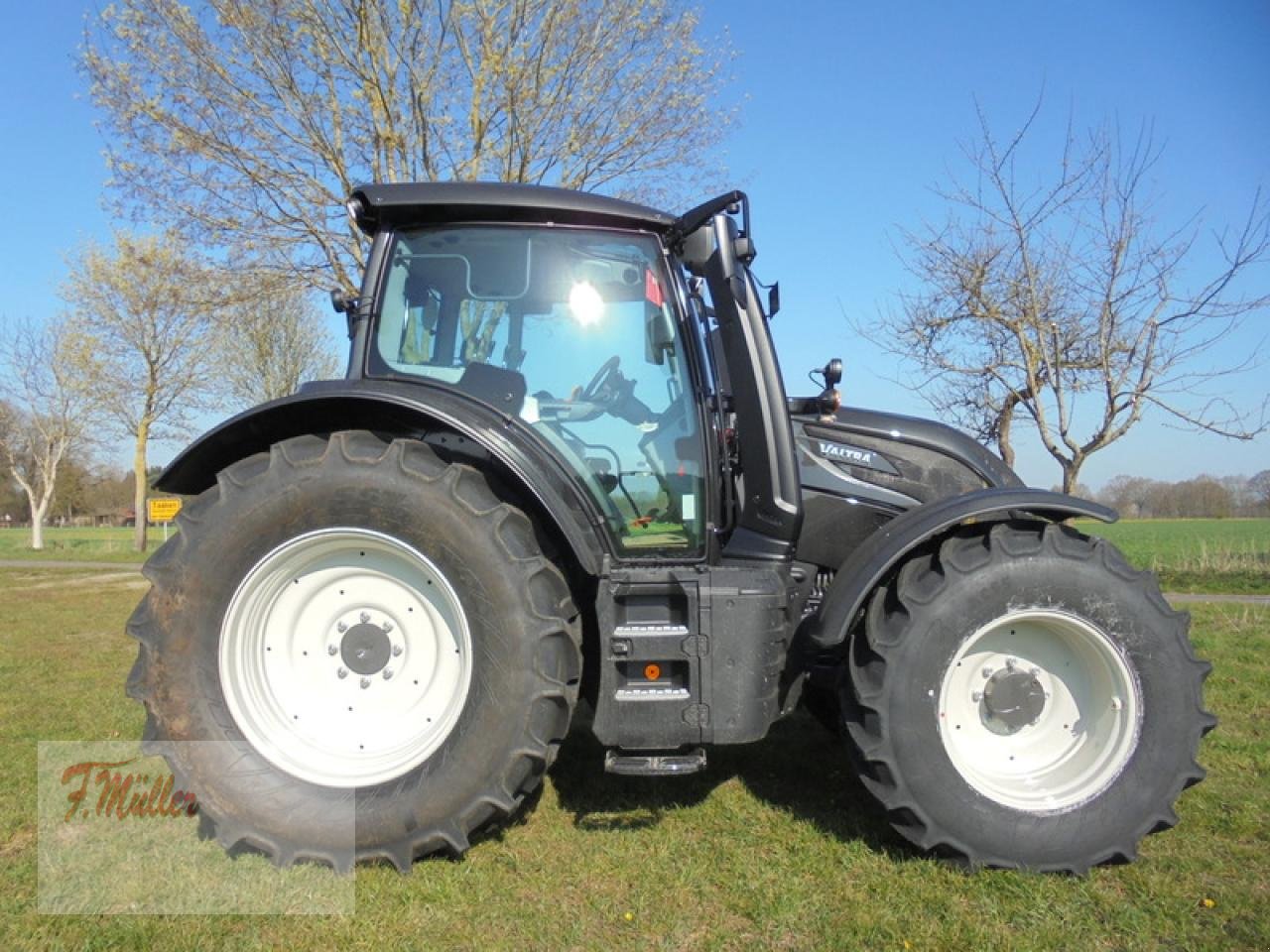 Traktor a típus Valtra N155EA, Neumaschine ekkor: Taaken (Kép 8)