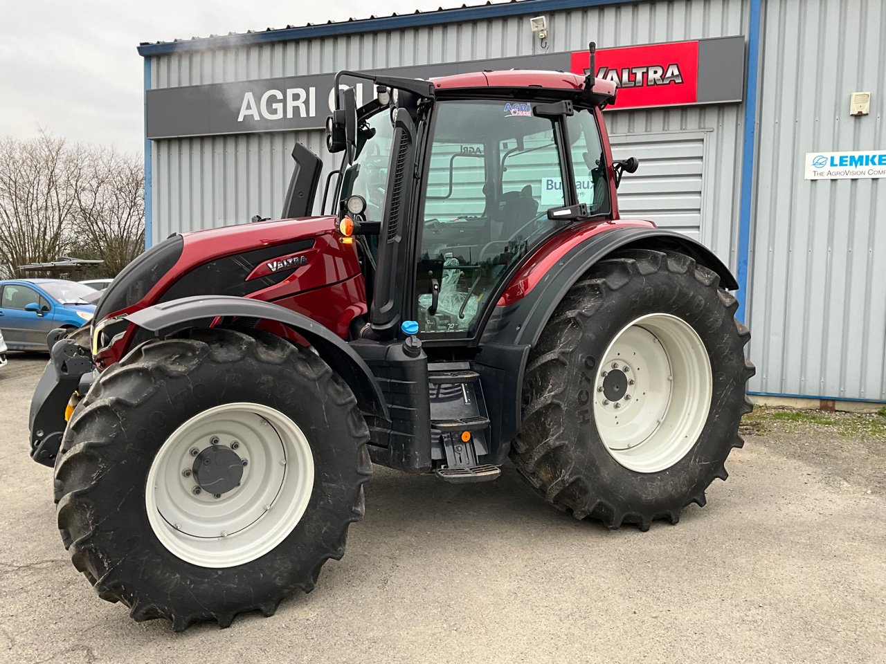 Traktor des Typs Valtra N155eD, Gebrauchtmaschine in FLERS (Bild 1)