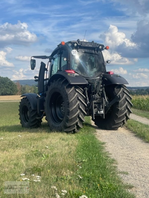 Traktor des Typs Valtra N155ED, Gebrauchtmaschine in Weiden/Theisseil (Bild 7)