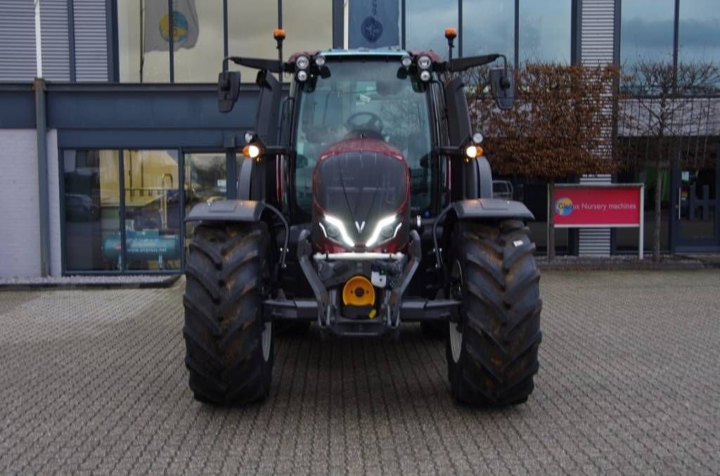 Traktor a típus Valtra N155ED, Neumaschine ekkor: Borne (Kép 2)