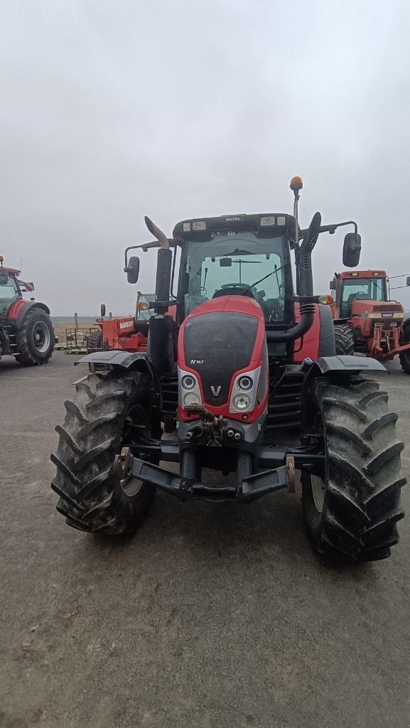 Traktor du type Valtra N163D, Gebrauchtmaschine en SAINT-HILAIRE-EN-PUISEAUX (Photo 4)
