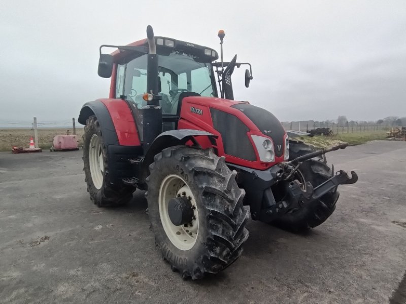 Traktor del tipo Valtra N163D, Gebrauchtmaschine en SAINT-HILAIRE-EN-PUISEAUX (Imagen 1)